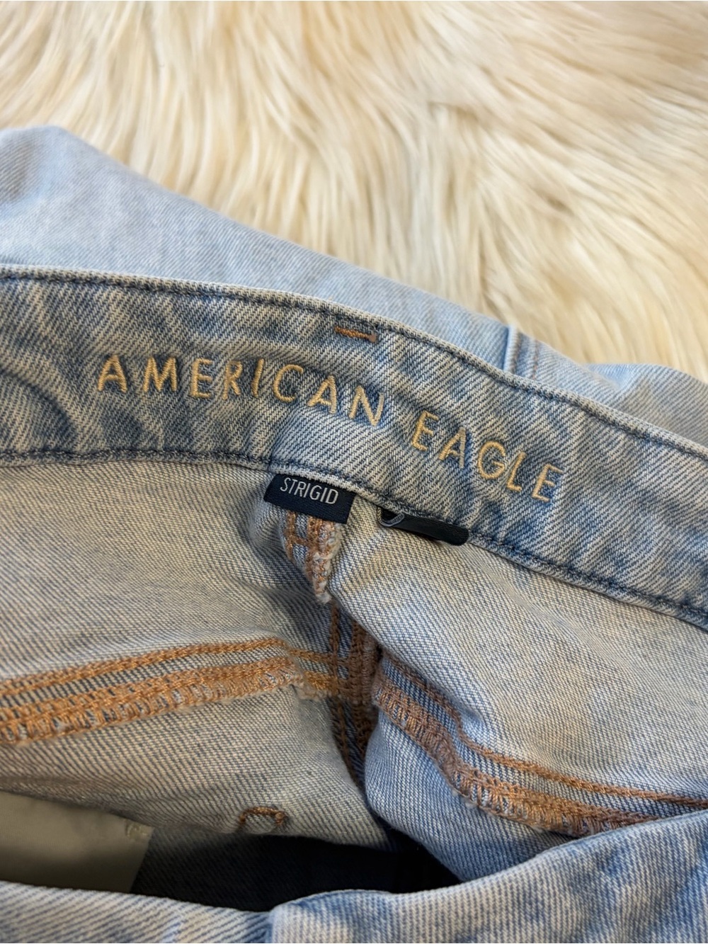 American Eagle Light Blue Denim Jeans with Embroidered Waistband - Picture 3 of 4